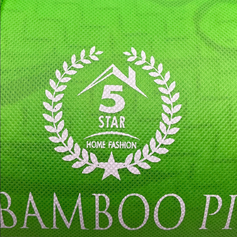NWT 5 Star Home Fashion Cool Bamboo Memory Foam Pillow (Queen) - Picture 5 of 5